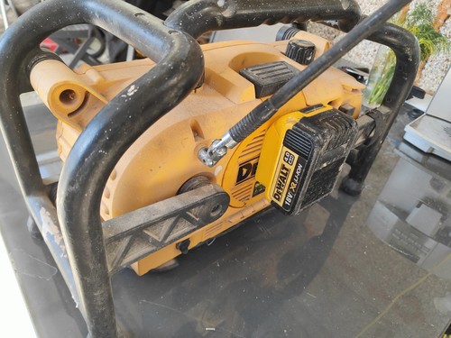 Dewalt building site radio - dewalt,